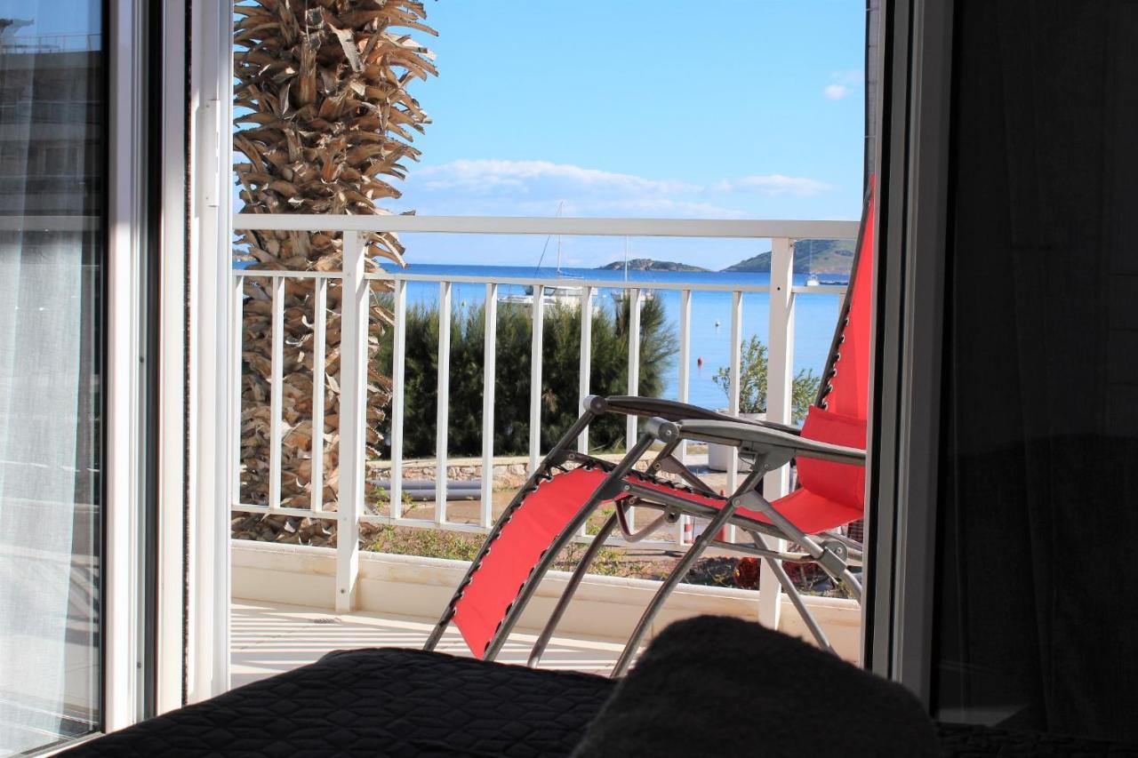 Apartments Mare Blu By The Sea. Порто-Рафти Экстерьер фото